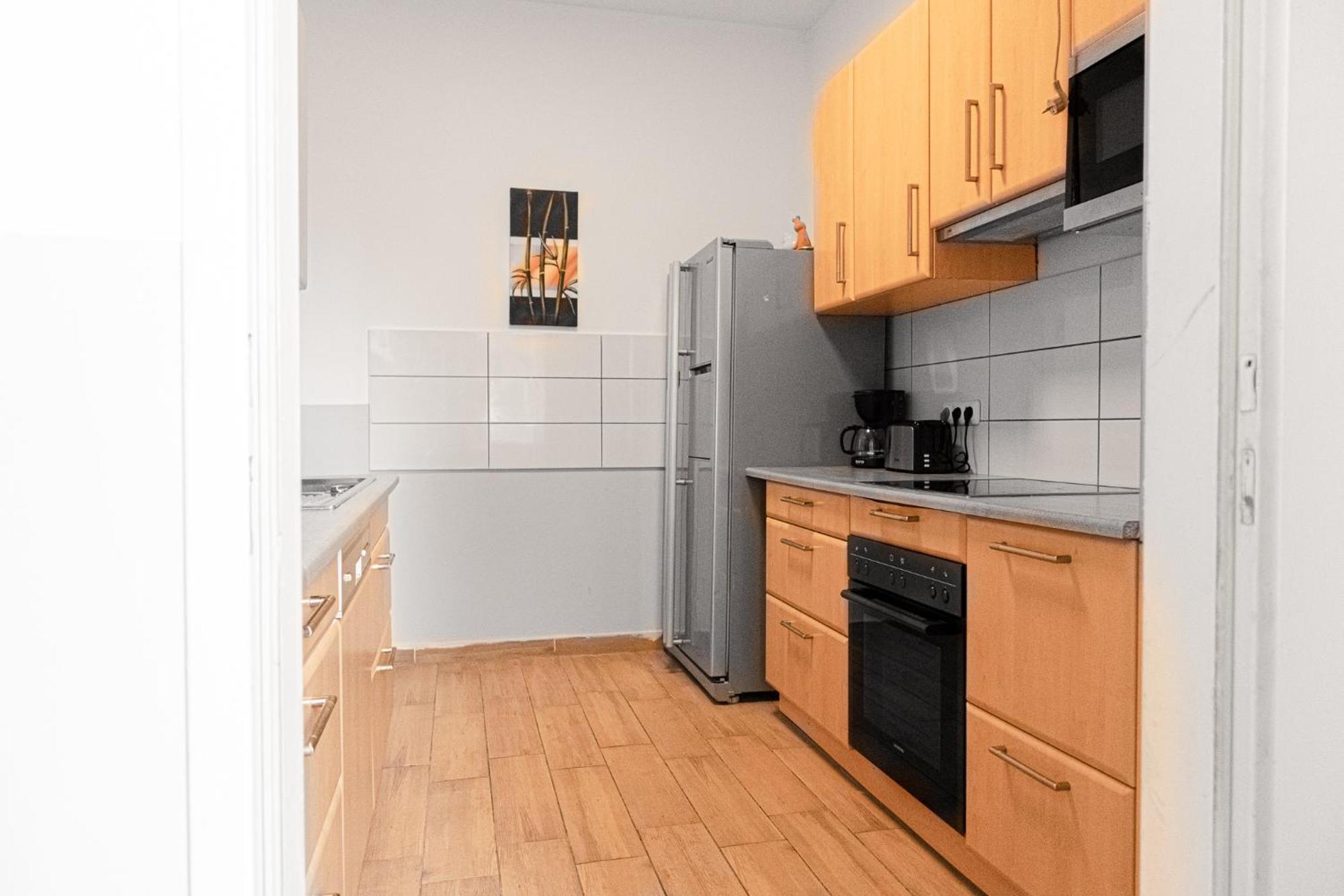 Lovely 2Br Shared Apartment, Enkplatz U3, 15Min To Center Vienna Luaran gambar