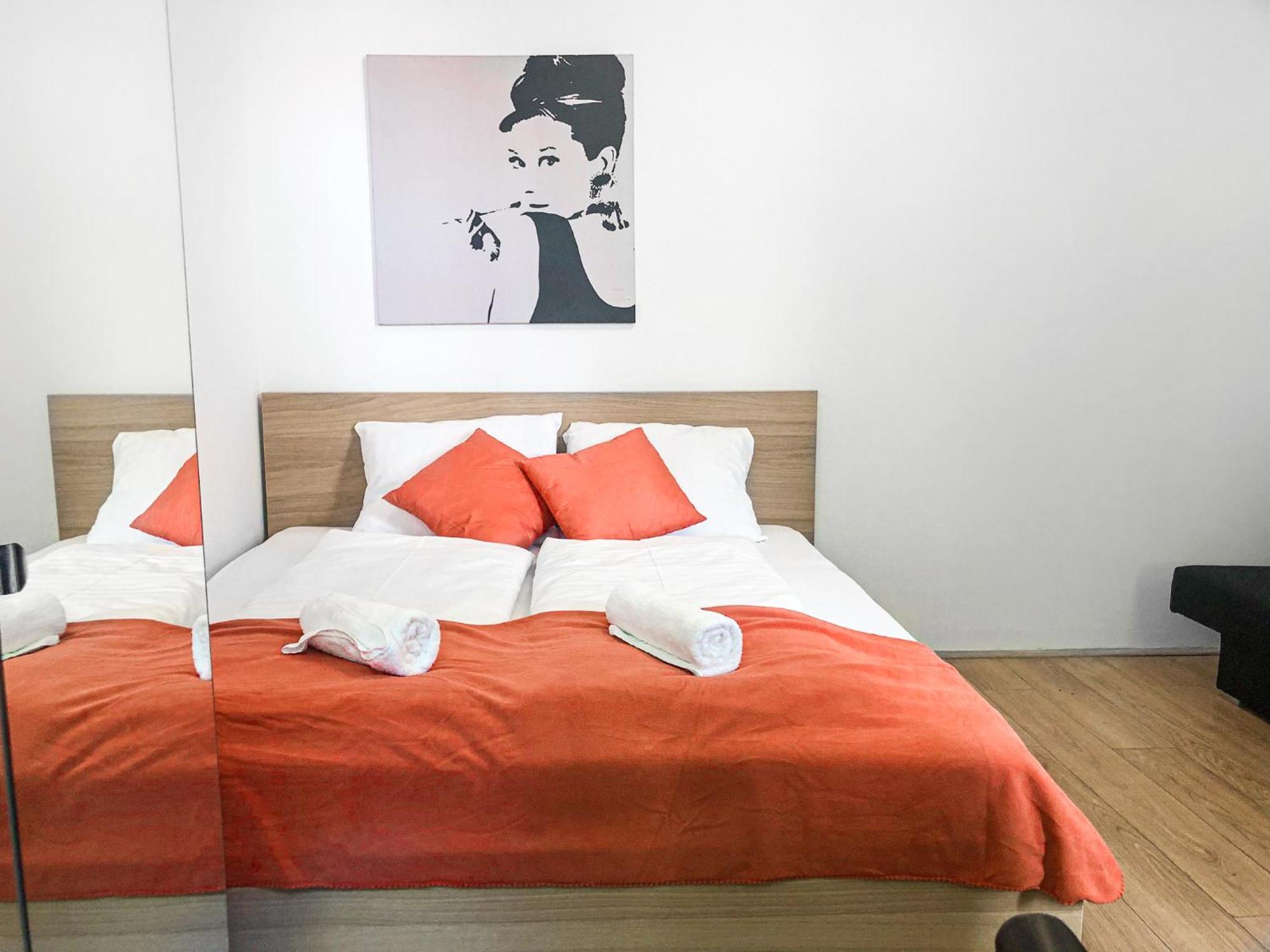 Lovely 2Br Shared Apartment, Enkplatz U3, 15Min To Center Vienna Luaran gambar